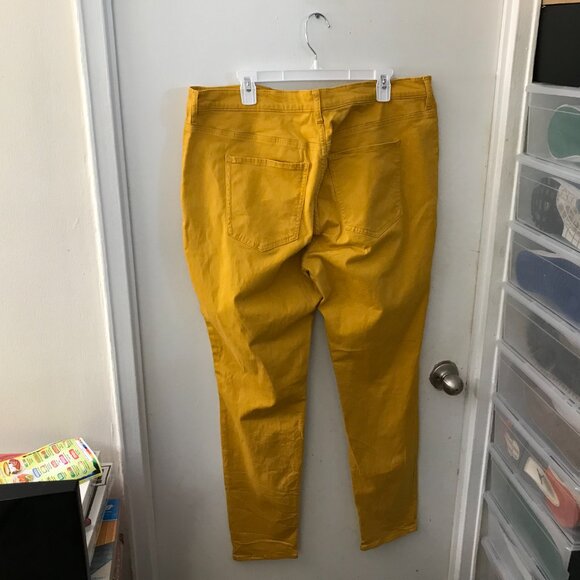 Women's Express Mustard Yellow Pants - Size 18L - Picture 5 of 7